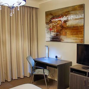 One-Bedroom Spa Suite